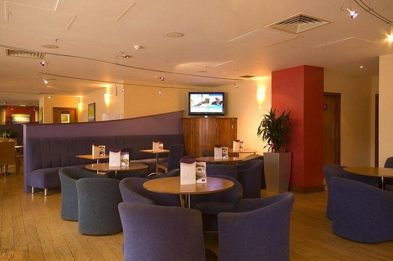 Premier Inn Edinburgh Central Екстер'єр фото